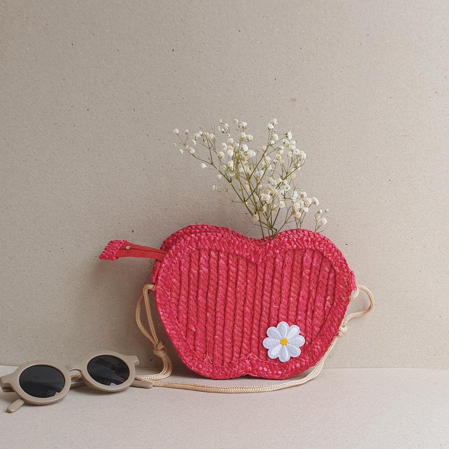 Kids Red Bag Apple Shaped, Kids Handbag – Handmade in palm leaves in inner linnen & Playful in Red