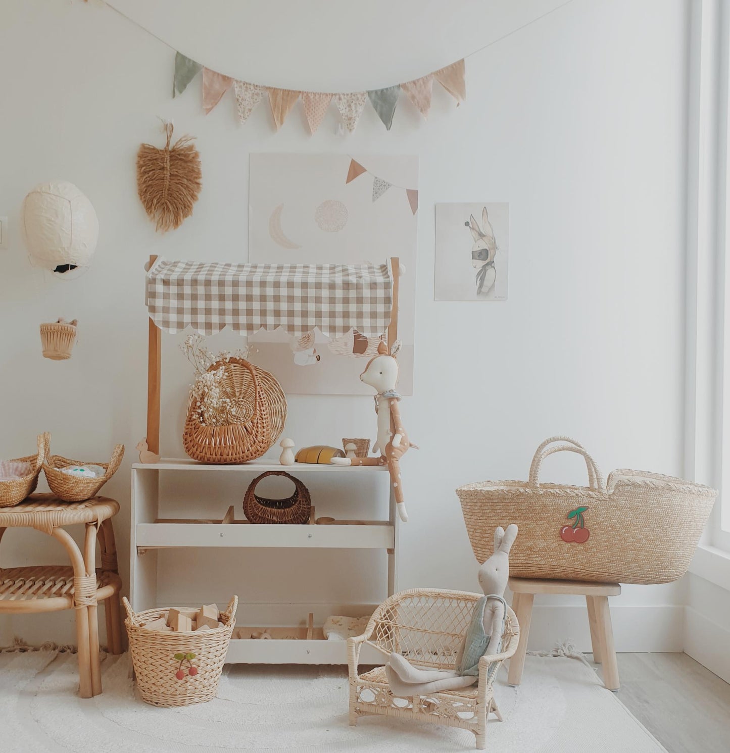 Cereza Round Basket with Handles for Kids Room & Home Storage – Handmade Organizer