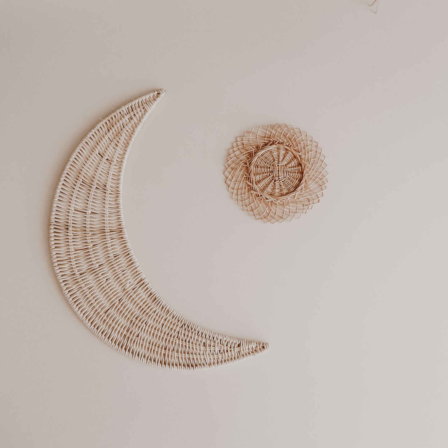 Rattan Wall Moon Grande