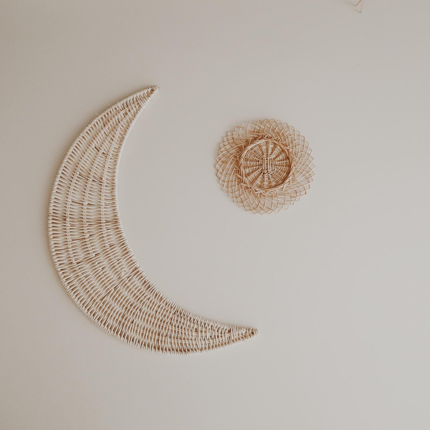 Rattan Wall Moon Grande