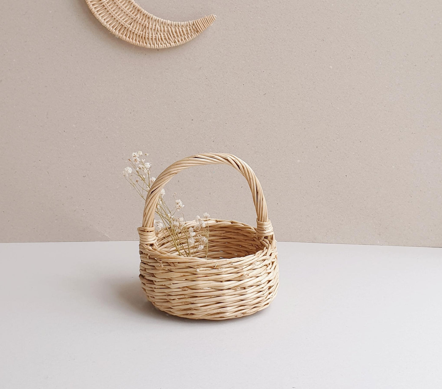 Kids Wicker Baskets with Wooden Mushrooms Ais